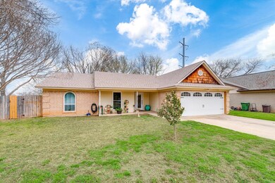 3032 Oak Valley Dr, Bedford, TX 76021 - photo 4
