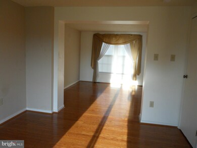 220 Lily Ct, Hagerstown, MD 21740 - photo 4