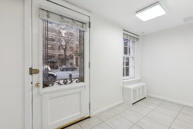 340 E 72nd St unit 1N, New York, NY 10021 - photo 2