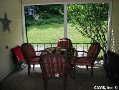 Porch - Screened