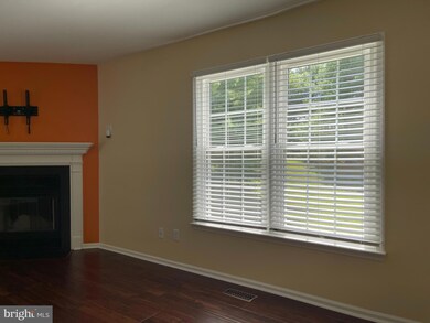 4505 Fox Pointe Ct unit 4505, Glen Mills, PA 19342 - photo 4