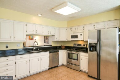 27 Willwood Ct, Baltimore, MD 21209 - photo 3