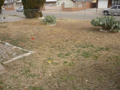 302 Plainview Dr, Alamogordo, NM 88310 - photo 4