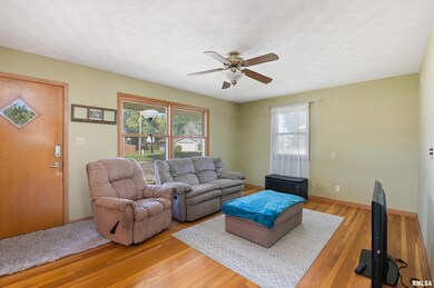 2017 W 36th St, Davenport, IA 52806 - photo 7