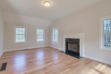 18 Chapman St, Dunstable, MA 01827 - photo 5