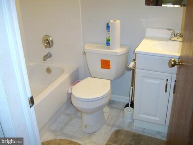 3900 The Alameda, Baltimore, MD 21218 - photo 3