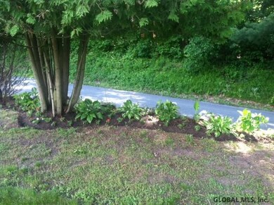 59 Flower Rd, Troy, NY 12180 - photo 6