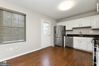 3210 Antrim Cir, Dumfries, VA 22026 - photo 5