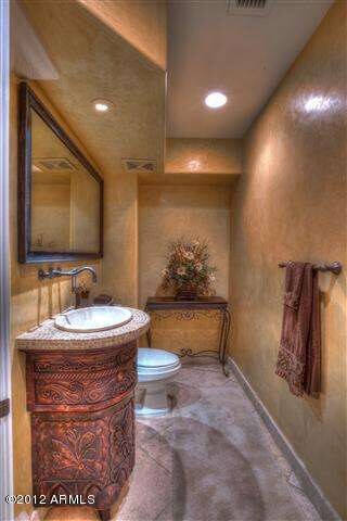 Powder room