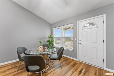 1572 Olde Brandy Ln, Davenport, IA 52807 - photo 7