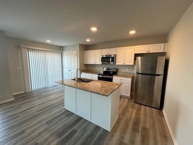 9802 E 219th Cir, Peculiar, MO 64078 - photo 4