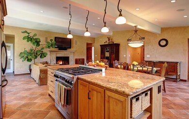 Kitchen center island
