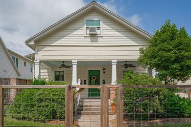 845 Columbia St unit B, Houston, TX 77007 - photo 2