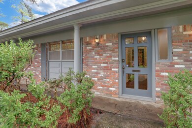 1303 Briarpark Dr, Houston, TX 77042 - photo 2