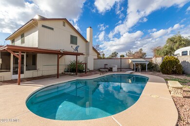 pool - side yard