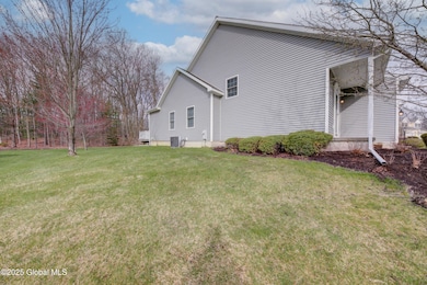 52 Oakmont St, Schenectady, NY 12309 - photo 7