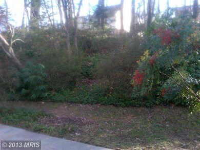 9525 Stevebrook Rd, Fairfax, VA 22032 - photo 7