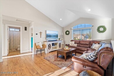 08-Living Room