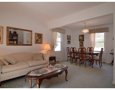 31 Eustis Ave, Newport, RI 02840 - photo 4