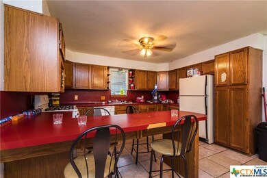 1620 Gordon St, San Marcos, TX 78666 - photo 5