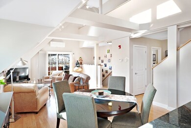 129 Merrimac St unit 5, Newburyport, MA 01950 - photo 5