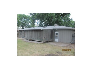 807 NW B St, Blue Springs, MO 64015 - photo 4