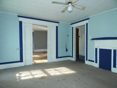 Right hand living room