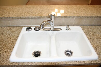 1211 Rivercrest Dr S unit C, Delaware, OH 43015 - photo 7