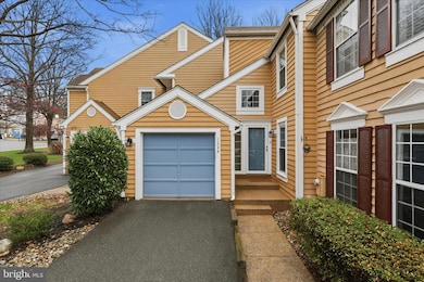 11725 Arbor Glen Way, Reston, VA 20194 - photo 3