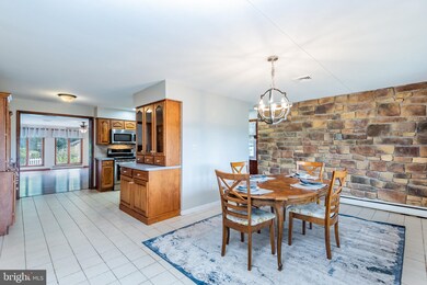 350 S Duke St, Palmyra, PA 17078 - photo 2