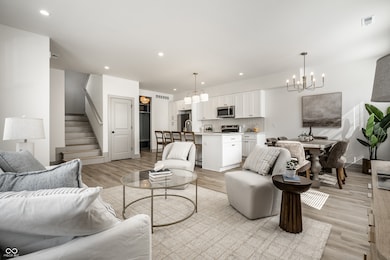 530 W 41st St, Indianapolis, IN 46208 - photo 6