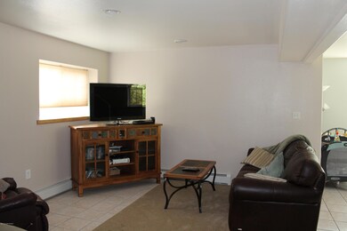 Family Room 3