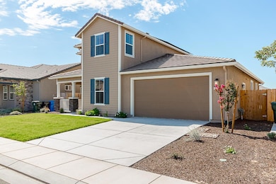 1310 Veteran St, Manteca, CA 95337 - photo 2