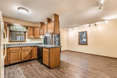 1029 Hidden Acres Ct, Columbus, OH 43224 - photo 6