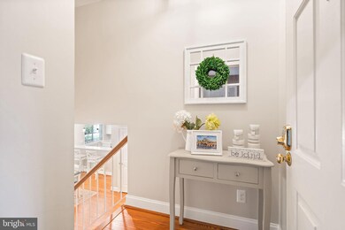 12898 Grays Pointe Rd unit 12898A, Fairfax, VA 22033 - photo 6