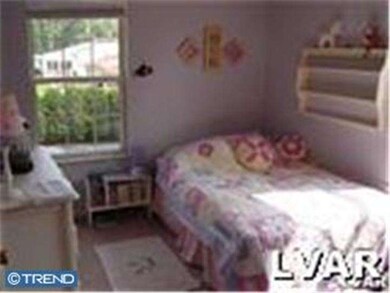 652 Furnace St, Emmaus, PA 18049 - photo 6