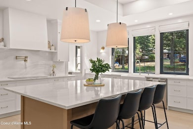 Abundant Natural Light