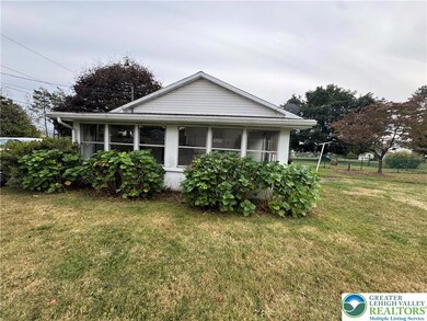 470 N 8th St, Lehighton, PA 18235 - photo 3