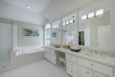 2402 Mandell St unit B, Houston, TX 77006 - photo 7