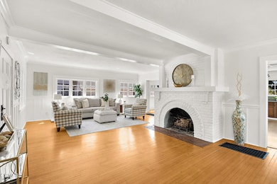 1496 Las Lunas St, Pasadena, CA 91106 - photo 6