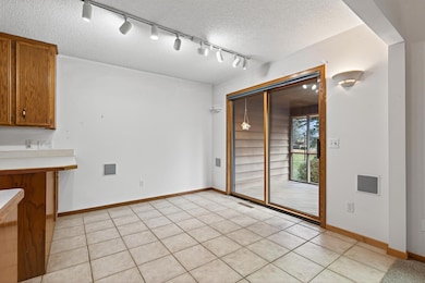 5357 Upper 147th St W, Saint Paul, MN 55124 - photo 7