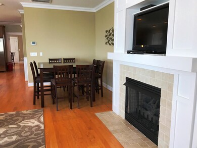 Dining/Combination