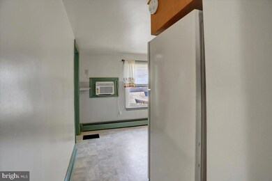 109 N Main St, Mercersburg, PA 17236 - photo 7