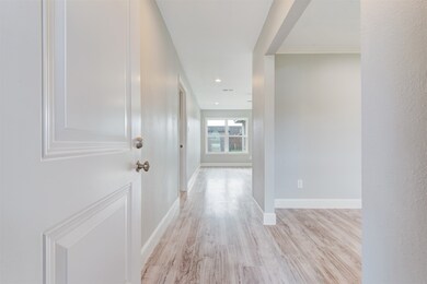 4011 Saratoga Dr, Houston, TX 77088 - photo 2