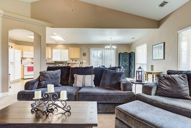 2740GemstoneCourt_005