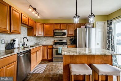 181 S Savanna Dr, Pottstown, PA 19465 - photo 5