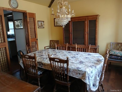 38 Tulip Grove Dr, Lake Grove, NY 11755 - photo 6