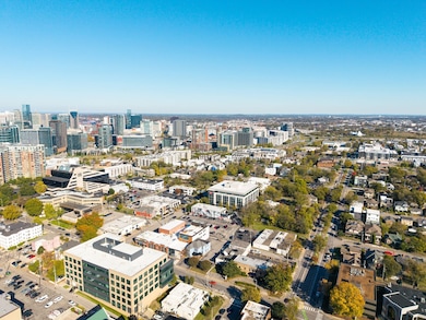 1302 Hawkins St, Nashville, TN 37203 - photo 4