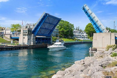 101 Michigan Ave unit 105, Charlevoix, MI 49720 - photo 3