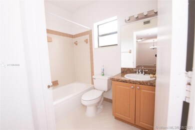 3883 Coral Tree Cir unit 3883, Coconut Creek, FL 33073 - photo 3